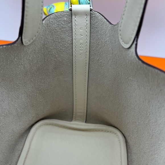 āSOLDāAuthentic Hermes Nata Swift PHW Lucky Daisy Micro Picotin 14 - Picture 17 of 17